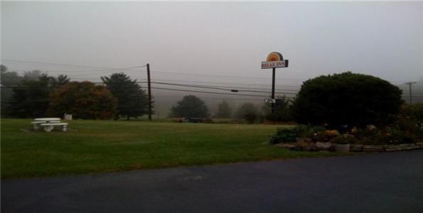 Relax Inn Lewisburg Exterior photo